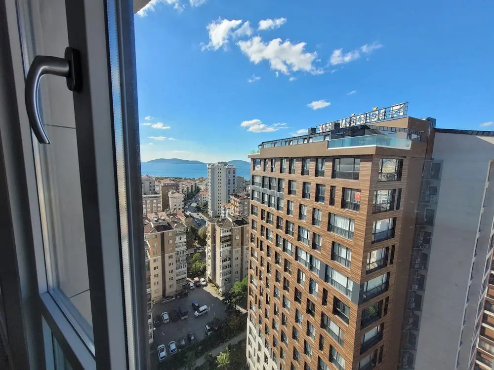 Maltepe property